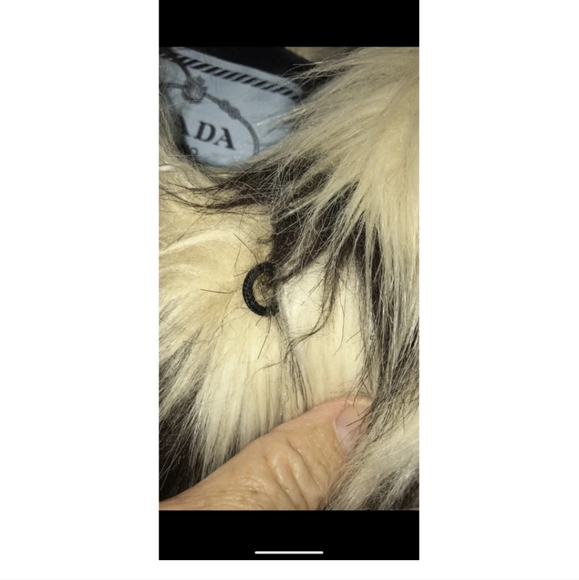 Prada faux fur jacket size Large. Perfect condition. Comes from smoke-free home - Picture 3 of 4